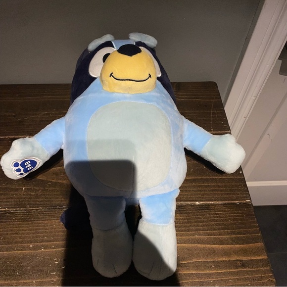 Bluey Build-A-Bear Light Blue Plush - Picture 6 of 7